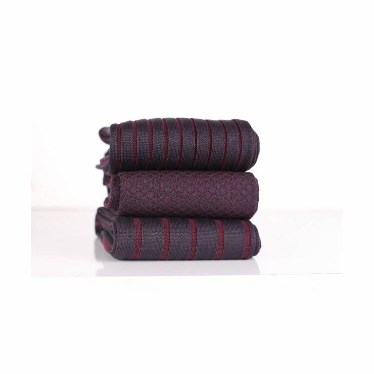 Celchuk charcoal burgundy fishnet cotton socks