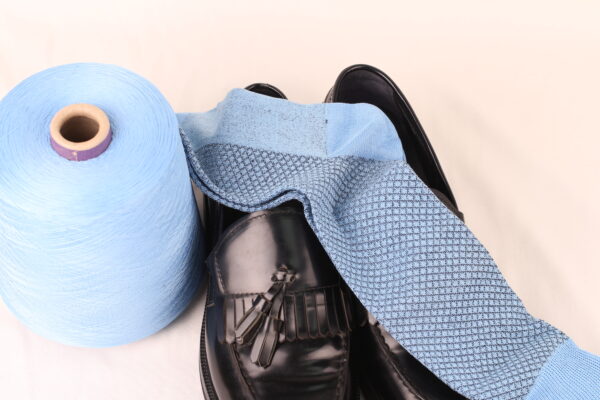 SKY BLUE FISHNET OVER THE CALF SOCKS