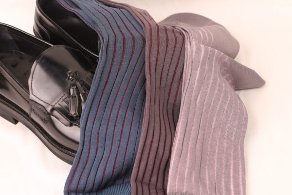SHADOW STRIPED OVER THE CALF SOCKS - Image 2